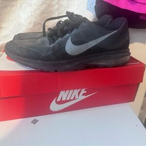 Nike Air Max Dynasty 2 Anthracite Women’s Black Grey Running Shoes Size 9